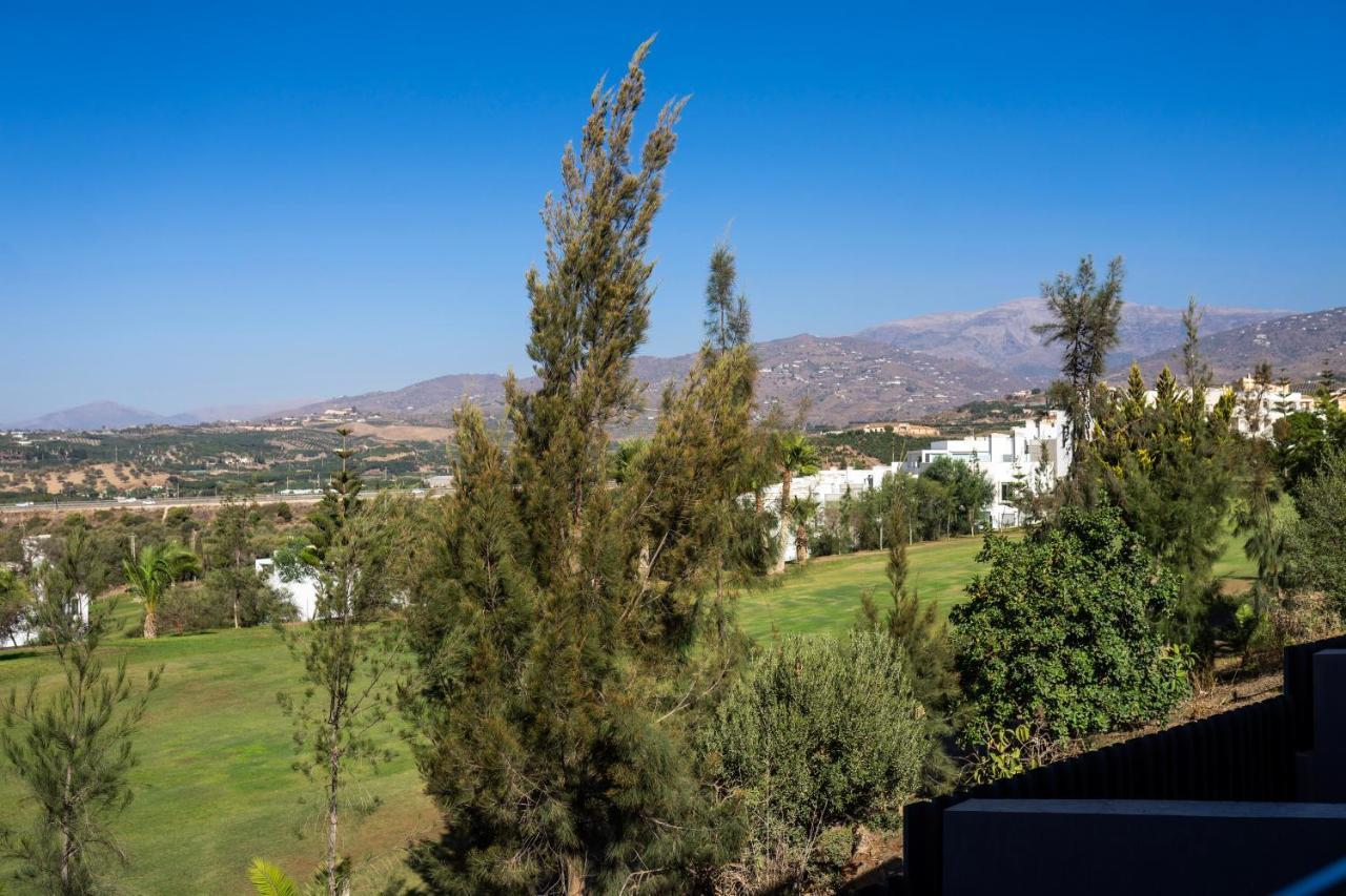 Casa De Nero - Premium House With Jacuzzi Next To Golf Course Βίλα Caleta De Velez Εξωτερικό φωτογραφία